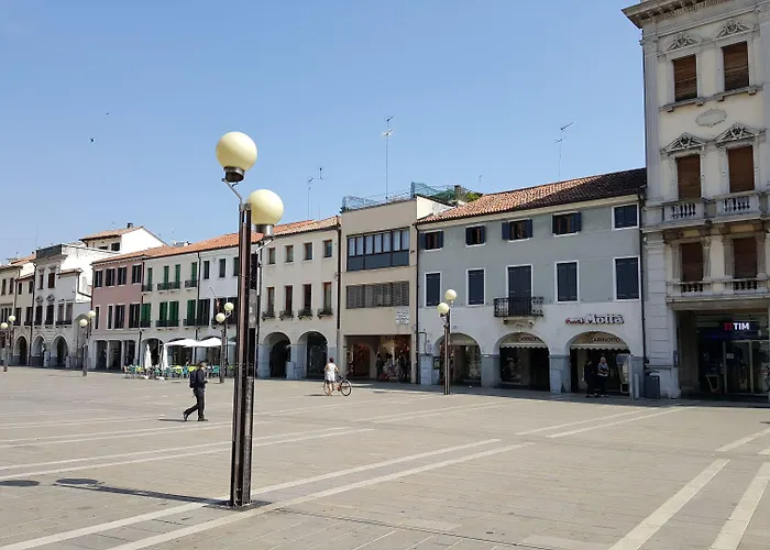 Venice Garden Apartments